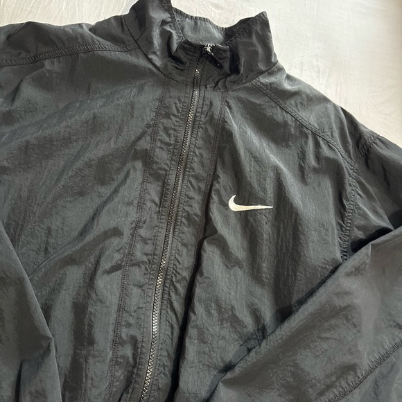 Nike 90s Men's Windbreaker Jacket - Picture 2 of 7
